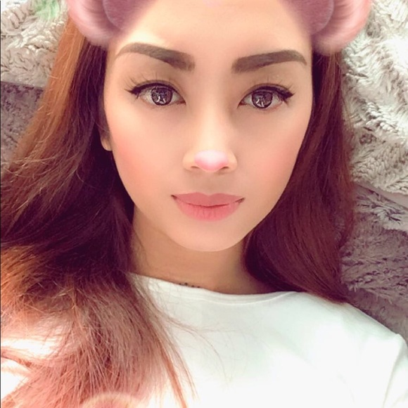 Meet your Posher, Vicky - Picture 4 of 4